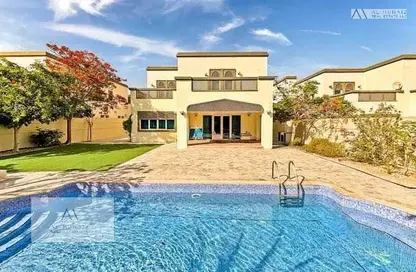 Villa - 4 Bedrooms - 5 Bathrooms for rent in Jumeirah Park Homes - Jumeirah Park - Dubai