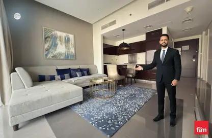 شقة - غرفة نوم - 2 حمامات للايجار في داماك ماجستين - الخليج التجاري - دبي
