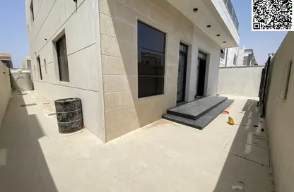 Villa - 5 Bedrooms - 7 Bathrooms for sale in Al Yasmeen 1 - Al Yasmeen - Ajman