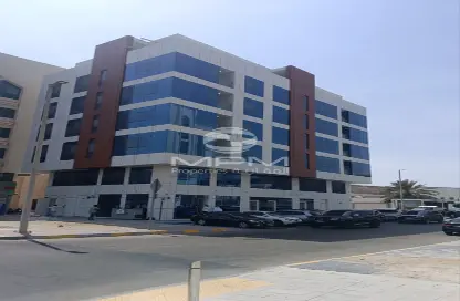 Apartment - 1 Bedroom - 2 Bathrooms for rent in Al Nahyan - Abu Dhabi