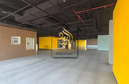 Shop - Studio - 2 Bathrooms for rent in Al Zarooni - Al Mamzar - Deira - Dubai