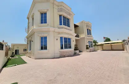 Villa - 6 Bedrooms - 7+ Bathrooms for rent in Al Wasl - Dubai