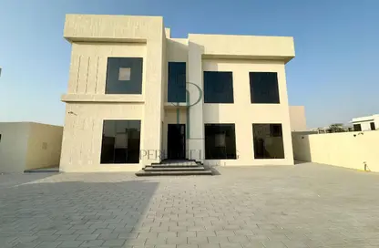 فيلا - 5 غرف نوم - 6 حمامات للايجار في وادي الشبك - دبي
