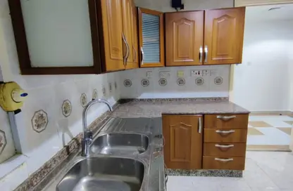Apartment - 3 Bedrooms - 3 Bathrooms for rent in Hamdan Street - Abu Dhabi
