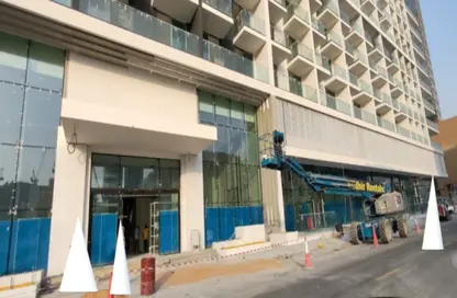Apartment - 1 Bedroom - 2 Bathrooms for rent in Binghatti Phoenix - Jumeirah Village Circle - Dubai