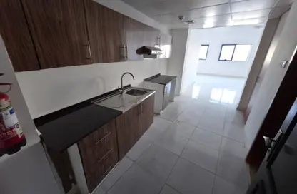 Apartment - Studio - 1 Bathroom for rent in Corniche Tower - Ajman Corniche Road - Ajman Apartment - Studio - 1 Bathroom for rent in Corniche Tower - Ajman Corniche Road - Ajman