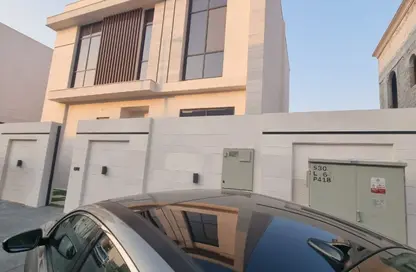 Villa - 5 Bedrooms - 4 Bathrooms for sale in Hoshi - Al Badie - Sharjah