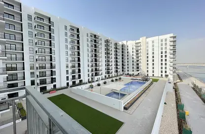 Apartment - 1 Bedroom - 2 Bathrooms for rent in Waters Edge - Yas Island - Abu Dhabi