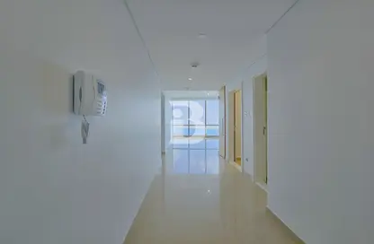 Hall / Corridor image for: Apartment - 2 Bedrooms - 3 Bathrooms for rent in Etihad Tower 2 - Etihad Towers - Corniche Road - Abu Dhabi, Image 1