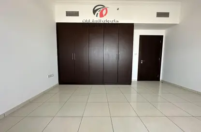 شقة - 2 غرف نوم - 2 حمامات للايجار في برج ربيعة - مجان - دبي لاند - دبي
