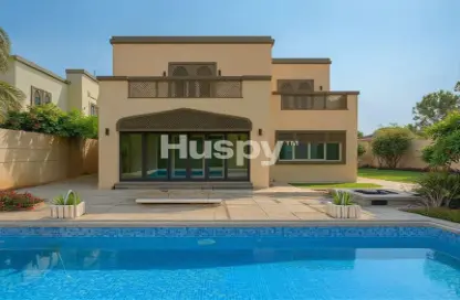 Villa - 5 Bedrooms - 5 Bathrooms for rent in Legacy - Jumeirah Park - Dubai