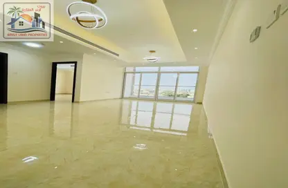 Apartment - 3 Bedrooms - 3 Bathrooms for rent in Al Rawda 1 - Al Rawda - Ajman