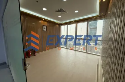 مكتب - استوديو - 1 حمام للايجار في ذا إكستشنج - الخليج التجاري - دبي