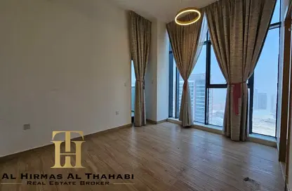 شقة - غرفة نوم - 2 حمامات للايجار في برج ريجينا - قرية الجميرا سركل - دبي