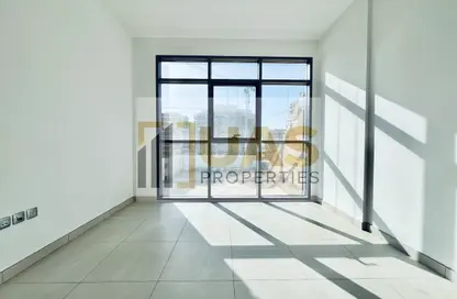 Apartment - 1 Bedroom - 2 Bathrooms for rent in Jumeirah Garden City - Al Satwa - Dubai