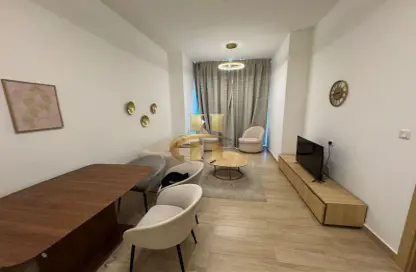 Apartment - 1 Bedroom - 2 Bathrooms for rent in Regina Tower - Jumeirah Village Circle - Dubai