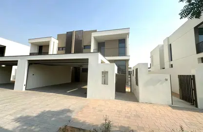 Villa - 4 Bedrooms - 5 Bathrooms for rent in Tilal Al Furjan - Al Furjan - Dubai