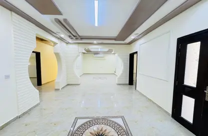 Hall / Corridor image for: Villa - 3 Bedrooms - 4 Bathrooms for rent in Al Rahba - Abu Dhabi, Image 1