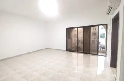 Apartment - 1 Bedroom - 2 Bathrooms for rent in Al Manaseer - Abu Dhabi