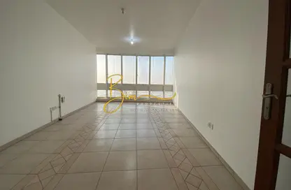 Empty Room image for: Apartment - 3 Bedrooms - 3 Bathrooms for rent in Al Fardan Building - Airport Road - Abu Dhabi, Image 1
