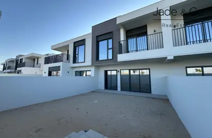 Townhouse - 3 Bedrooms - 4 Bathrooms for rent in Greenviews 2 - EMAAR South - Dubai South (Dubai World Central) - Dubai
