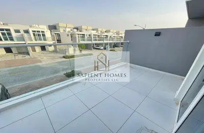 Townhouse - 3 Bedrooms - 3 Bathrooms for sale in Victoria 2 - Damac Hills 2 - Dubai