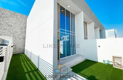 Terrace image for: Villa - 1 Bedroom - 2 Bathrooms for rent in Rukan 3 - Rukan - Dubai, Image 1