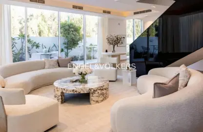 Villa - 4 Bedrooms - 5 Bathrooms for rent in Ixora - Al Barari - Dubai