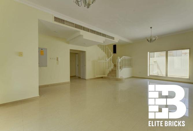 Exclusive Family Villa in Mirdif – 3BR + Maid  