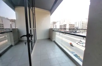 شقة - 1 حمام للايجار في خالد بن الوليد شارع - بر دبي - دبي