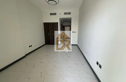 Apartment - Studio - 1 Bathroom for rent in Rukan Tower B - Rukan Tower - Dubai Land - Dubai