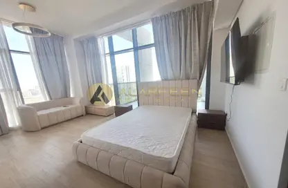 Apartment - Studio - 1 Bathroom for rent in Regina Tower - Jumeirah Village Circle - Dubai