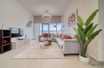 Living Room image for: Apartment - 1 Bedroom - 1 Bathroom for rent in Samia Azizi - Al Furjan - Dubai, Image 1