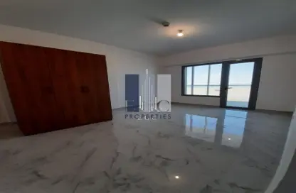 Apartment - 1 Bedroom - 2 Bathrooms for sale in Oasis Residences - Masdar City - Abu Dhabi