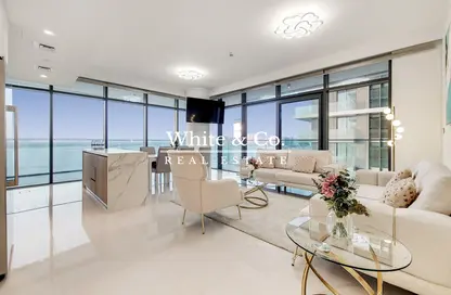 Apartment - 3 Bedrooms - 4 Bathrooms for sale in Beach Vista Tower 2 - Beach Vista - EMAAR Beachfront - Dubai Harbour - Dubai