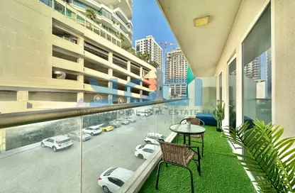 Apartment - 1 Bedroom - 1 Bathroom for sale in Regent Court - Jumeirah Village Circle - Dubai