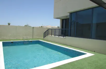 Villa - 4 Bedrooms - 5 Bathrooms for rent in Jumeirah 2 Villas - Jumeirah 2 - Jumeirah - Dubai