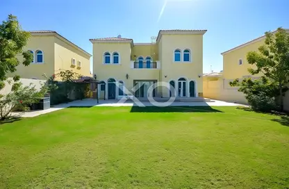 Villa - 3 Bedrooms - 4 Bathrooms for rent in Legacy - Jumeirah Park - Dubai