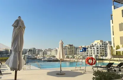 شقة - 2 غرف نوم - 3 حمامات للبيع في لا سيرين - لا مير - الجميرا - دبي