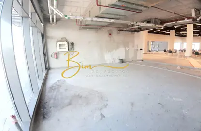 Shop - Studio for rent in Habib Bank Tower - Muroor Area - Abu Dhabi