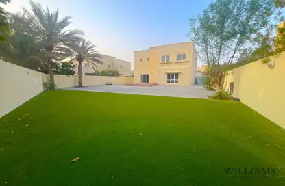 Villa - 3 Bedrooms - 4 Bathrooms for sale in Meadows 9 - Meadows - Dubai