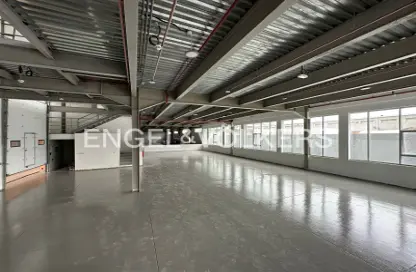 مستودع - استوديو للايجار في القصيص - دبي
