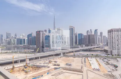 Apartment - 1 Bedroom - 2 Bathrooms for rent in SOL Bay - Business Bay - Dubai