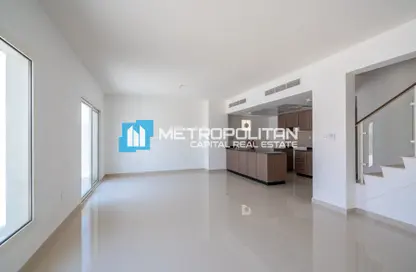 Empty Room image for: Villa - 3 Bedrooms - 4 Bathrooms for sale in Manazel Al Reef 2 - Al Samha - Abu Dhabi, Image 1