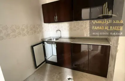 مستودع - استوديو - 1 حمام للايجار في أم الثعوب - أم القيوين