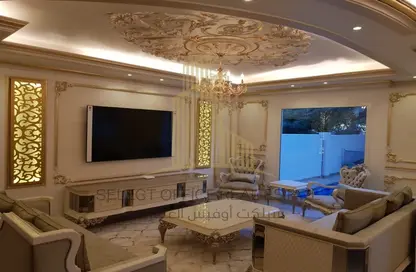 Villa - 5 Bedrooms - 6 Bathrooms for rent in Al Reef Villas - Al Reef - Abu Dhabi