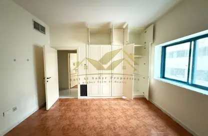 Apartment - 2 Bedrooms - 3 Bathrooms for rent in BurJuman Residence - Mankhool - Bur Dubai - Dubai