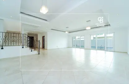 فيلا - 4 غرف نوم - 5 حمامات للايجار في فيلات كوزموز - البرشاء 1 - البرشاء - دبي فيلا - 4 غرف نوم - 5 حمامات للايجار في فيلات كوزموز - البرشاء 1 - البرشاء - دبي