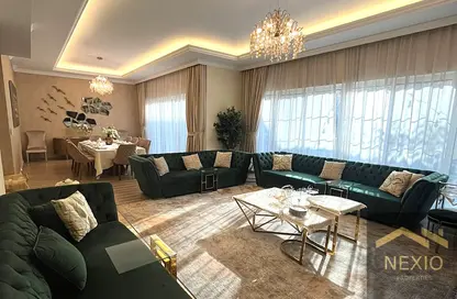 Villa - 4 Bedrooms - 5 Bathrooms for rent in Nad Al Sheba Villas - Nad Al Sheba 3 - Nad Al Sheba - Dubai