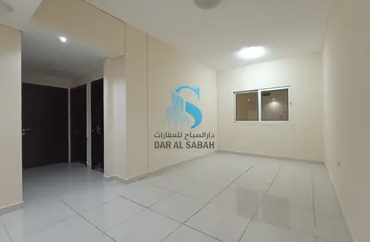 شقة - 2 غرف نوم - 2 حمامات للايجار في مجمع النهدة السكني - النهدة - الشارقة